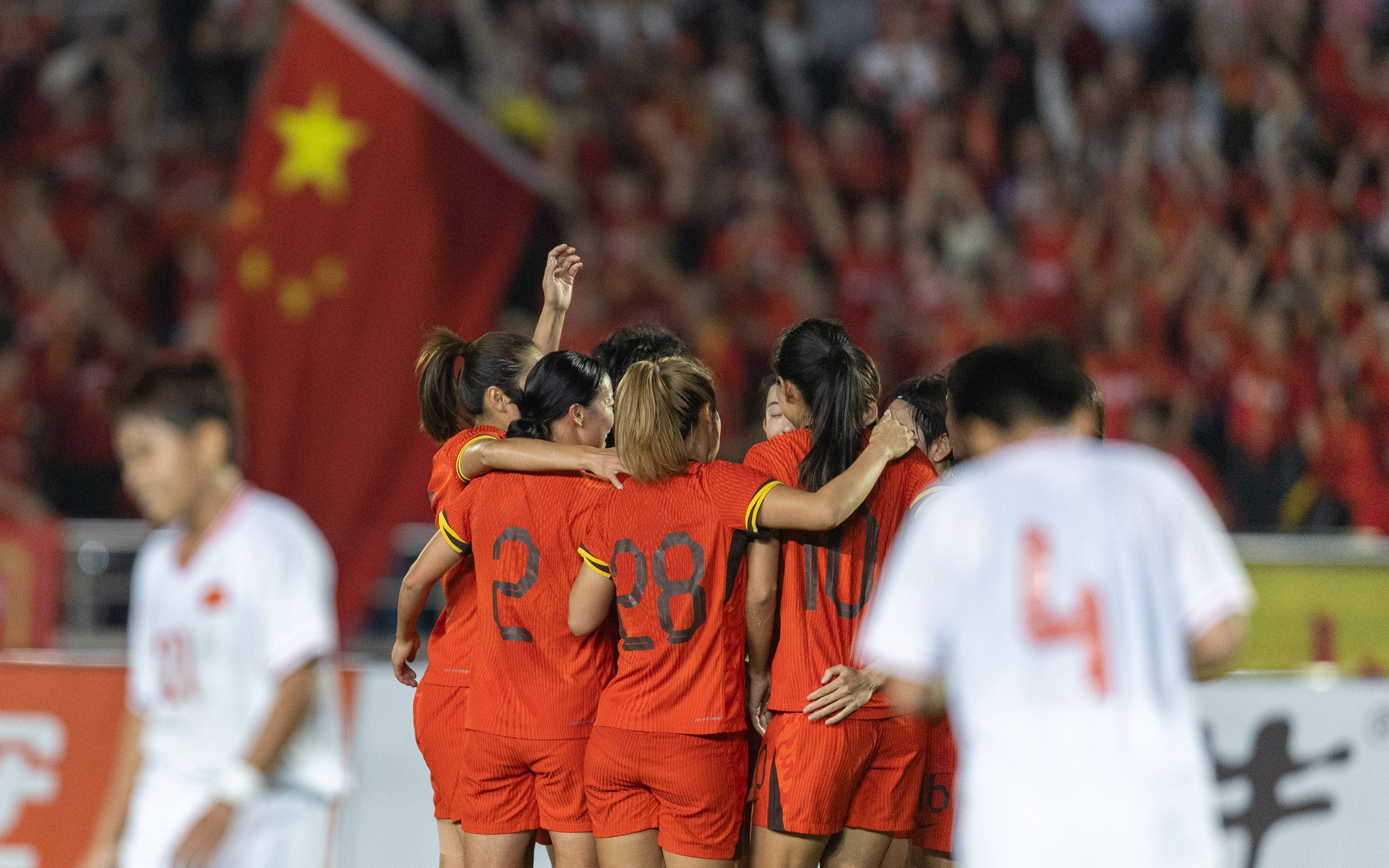 荷兰女足一路高歌猛进,成功晋级半决赛 荷兰女足一路高歌猛进,成功晋级半决赛