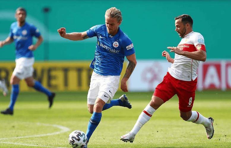 法兰克福再度迎战霍芬海姆,胜者将占据榜首之位的简单介绍 法兰克福再度迎战霍芬海姆,胜者将占据榜首之位的简单介绍