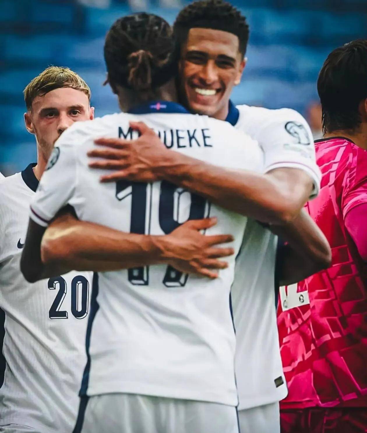 包含韩国队力克英格兰队,波尔状态火热的词条 包含韩国队力克英格兰队,波尔状态火热的词条