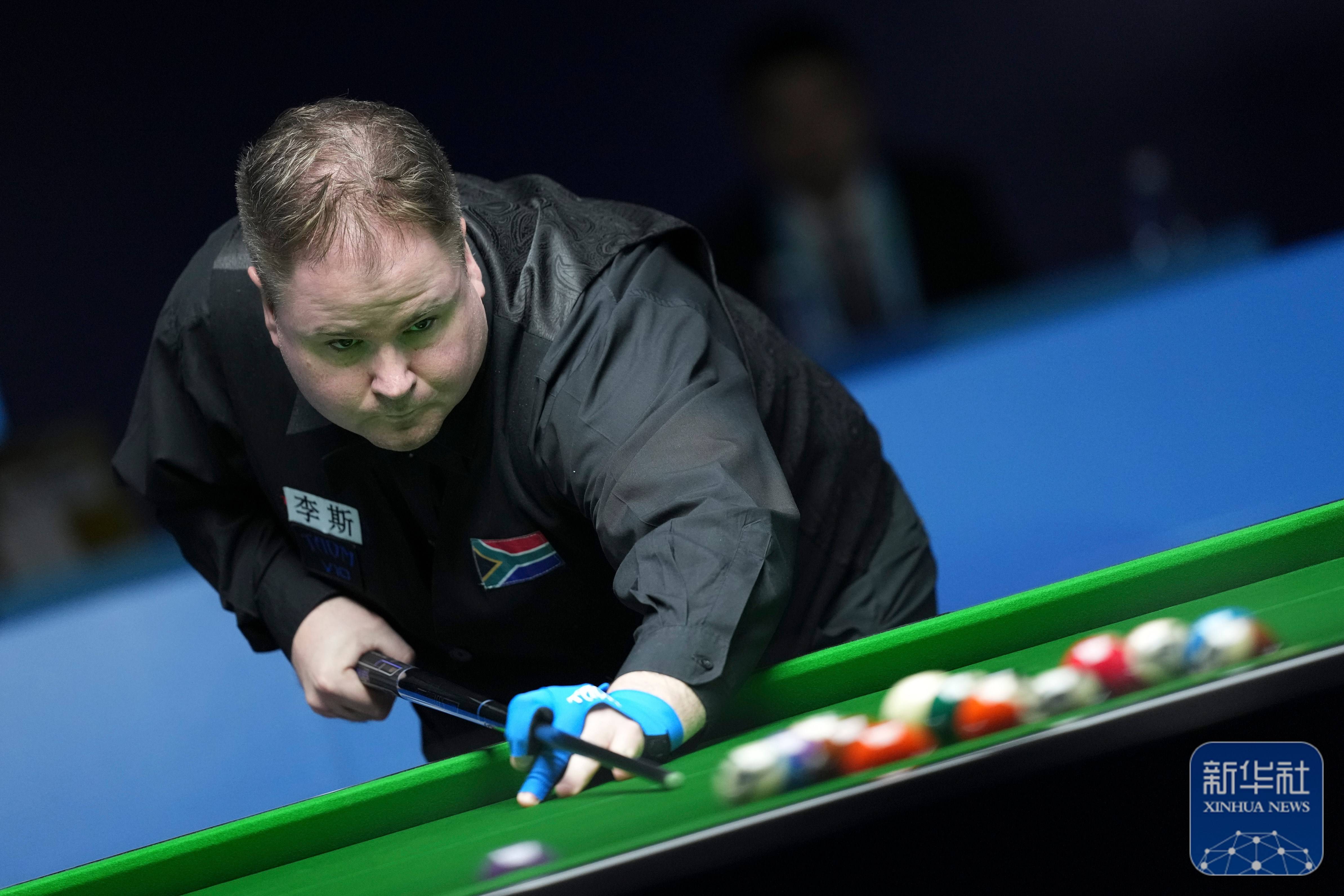 滚球预测选手刷新世界纪录，震撼全场