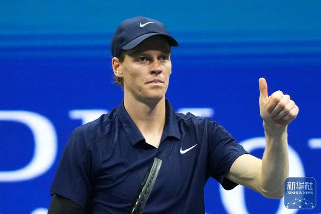 包含美网鏖战ATP总决赛，辛纳刷新纪录的词条