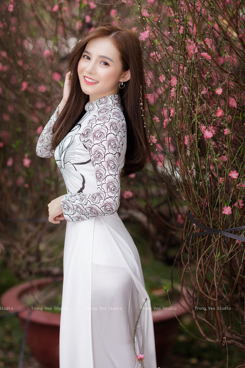 沙漠之鹰折翼星条旗，C罗天神下凡，2026世界杯D组焦点战美国力克阿联酋