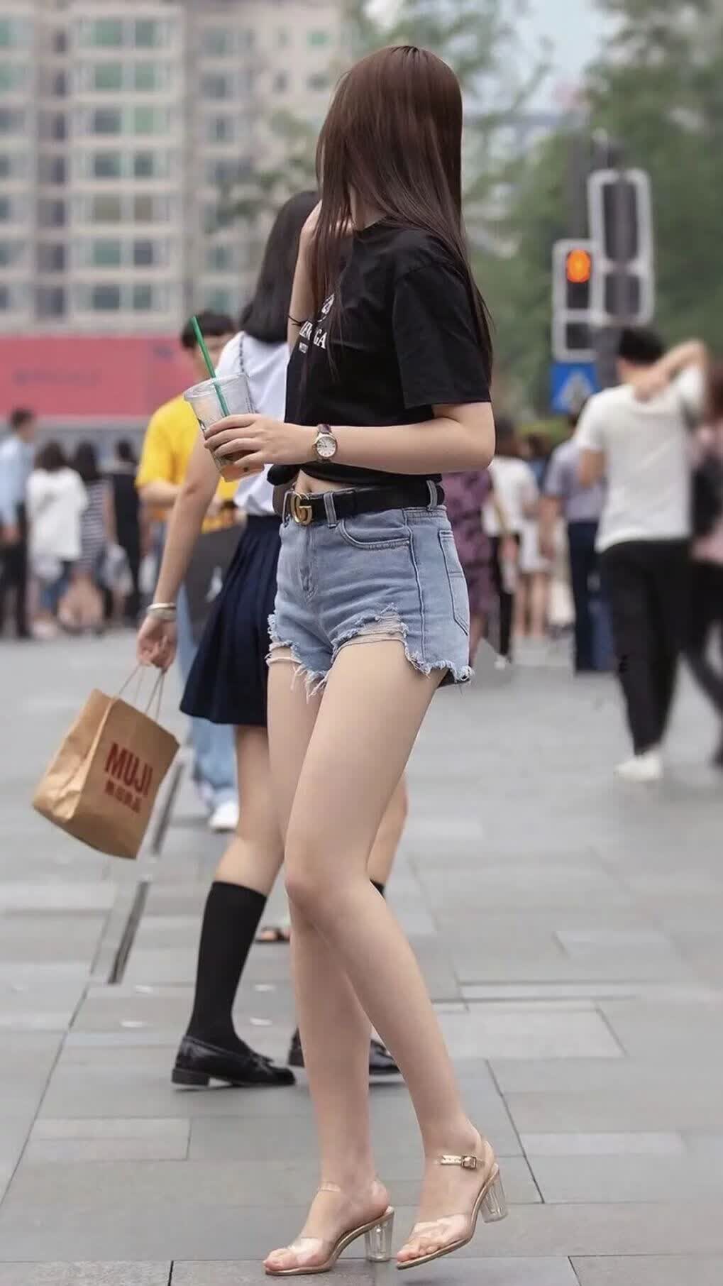 逆鳞之夏,当葡萄牙在F组用一场横扫完成对命运的救赎,萨卡的绝杀是唯一解